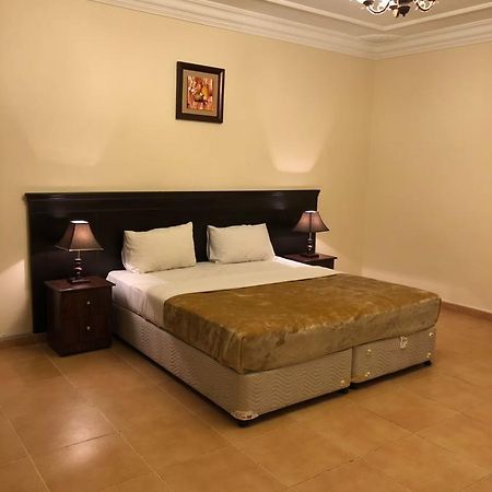 麦地那Al Meknan Furnished Units公寓式酒店 外观 照片